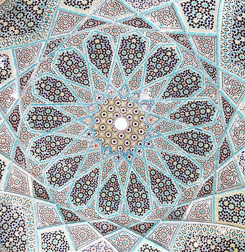 آرامگاه حافظ شیراز : طراحی سقف